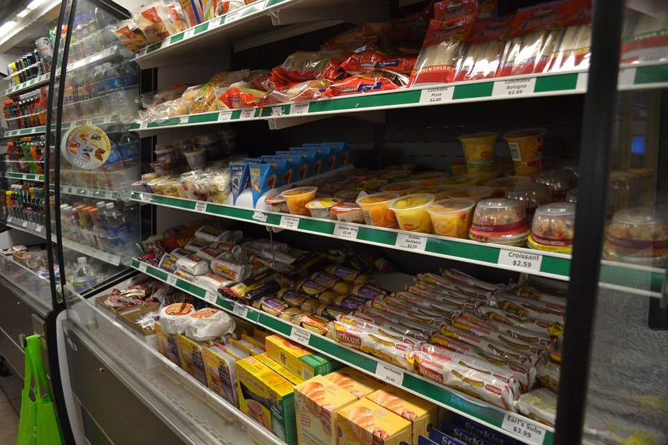 MATERIALI E OGGETTI A CONTATTO CON GLI ALIMENTI (M.O.C.A.) – LA DISCIPLINA NORMATIVA EUROPEA E NAZIONALE – II PARTE